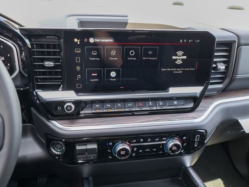 New 2026 GMC Sierra 1500 SLT image 14