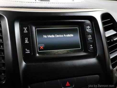 Used 2014 Jeep Cherokee Latitude AWD/4WD image 19