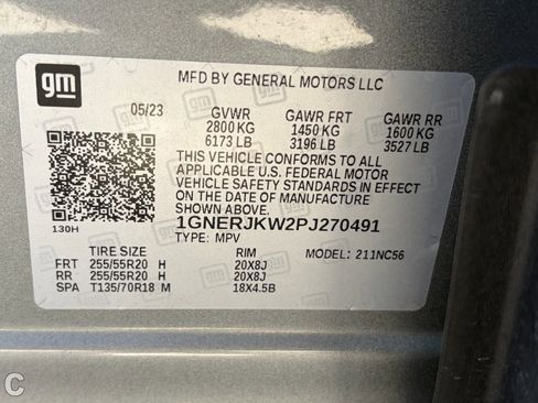 Used 2023 Chevrolet Traverse RS FWD image 12