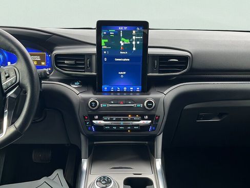 Used 2020 Ford Explorer ST w/ Premium Technology Package AWD/4WD image 10