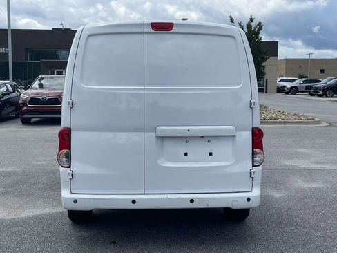 Used 2021 Nissan NV200 SV FWD image 25