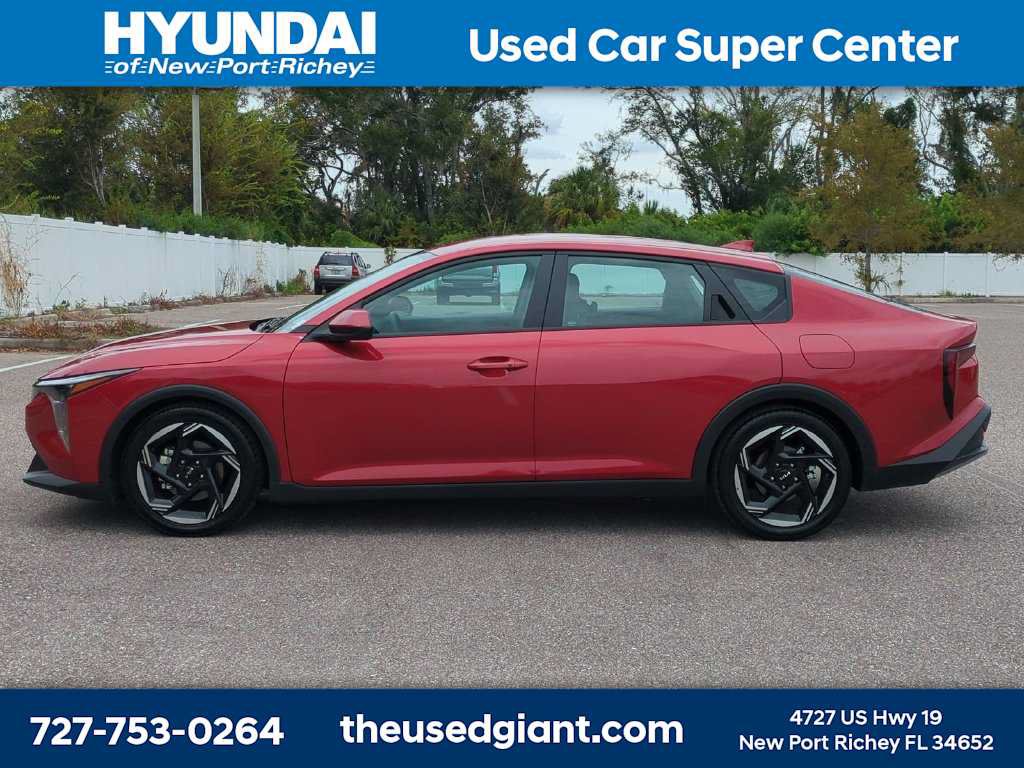 Used 2025 Kia K4 EX FWD image 2