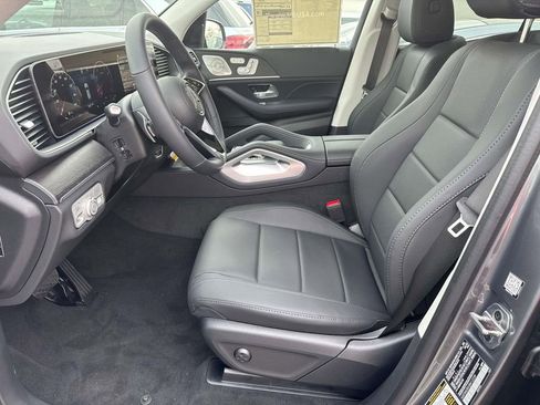 Used 2025 Mercedes-Benz GLE 350 4MATIC image 9
