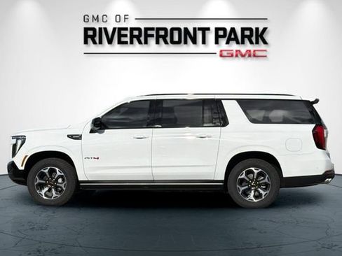 New 2026 GMC Yukon XL AT4 w/ AT4 Premium Plus Package AWD/4WD image 6