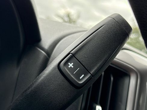 Used 2019 Chevrolet Silverado 1500 Custom Trail Boss w/ Custom Convenience Package image 25