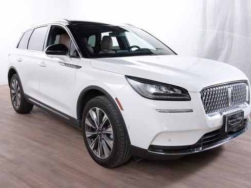 Used 2022 Lincoln Corsair Reserve w/ Equipment Group 201A image 3