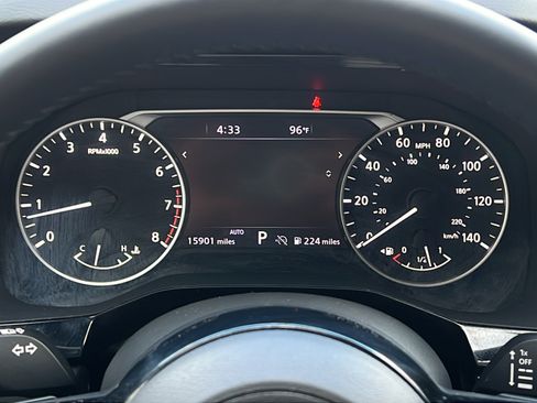 Used 2023 Nissan Pathfinder SL AWD/4WD image 25