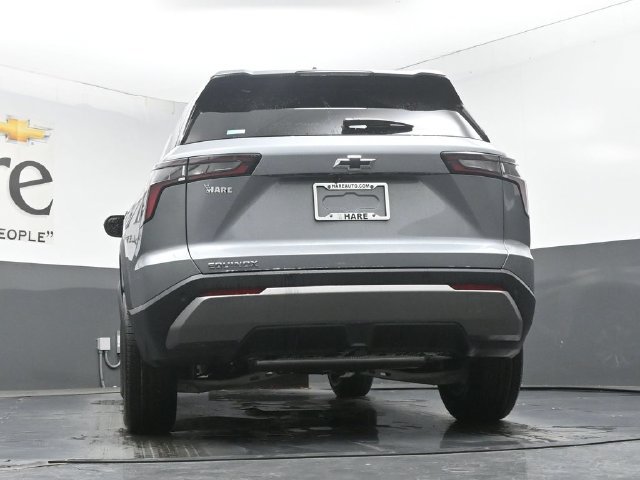 New 2027 Chevrolet Equinox LT w/ LPO, Floor Liner Package FWD image 32