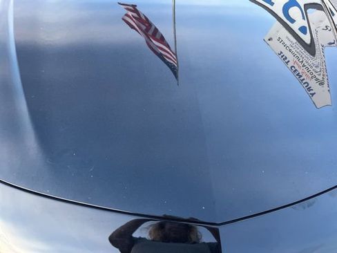 Used 2023 Chevrolet Malibu LT image 2