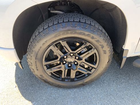 Used 2026 Chevrolet Silverado 1500 RST w/ RST Select Package AWD/4WD image 48