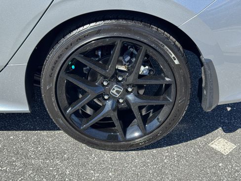 Certified 2025 Honda Civic Sport image 11