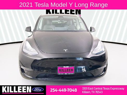 Used 2021 Tesla Model Y Long Range image 2