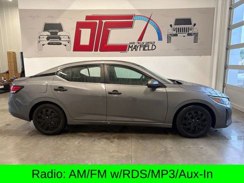 Used 2024 Nissan Sentra S FWD image 2