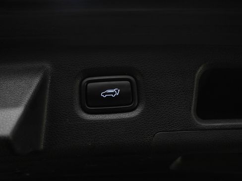 Used 2019 Hyundai Santa Fe Limited AWD/4WD image 19