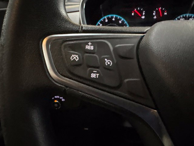 Used 2018 Chevrolet Equinox LS AWD/4WD image 32