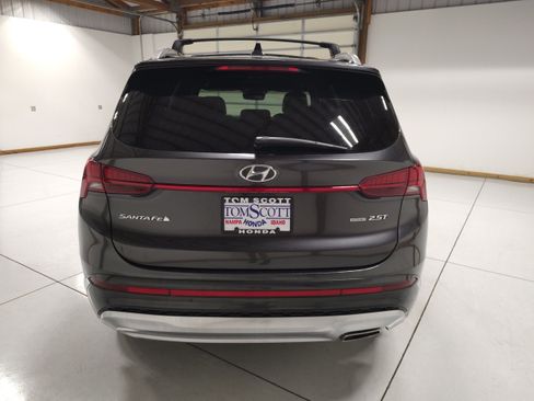 Used 2022 Hyundai Santa Fe Calligraphy AWD/4WD image 11