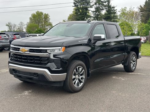 Used 2024 Chevrolet Silverado 1500 LT AWD/4WD image 1