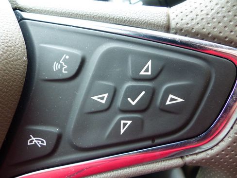 Used 2021 Chevrolet Malibu LS image 27