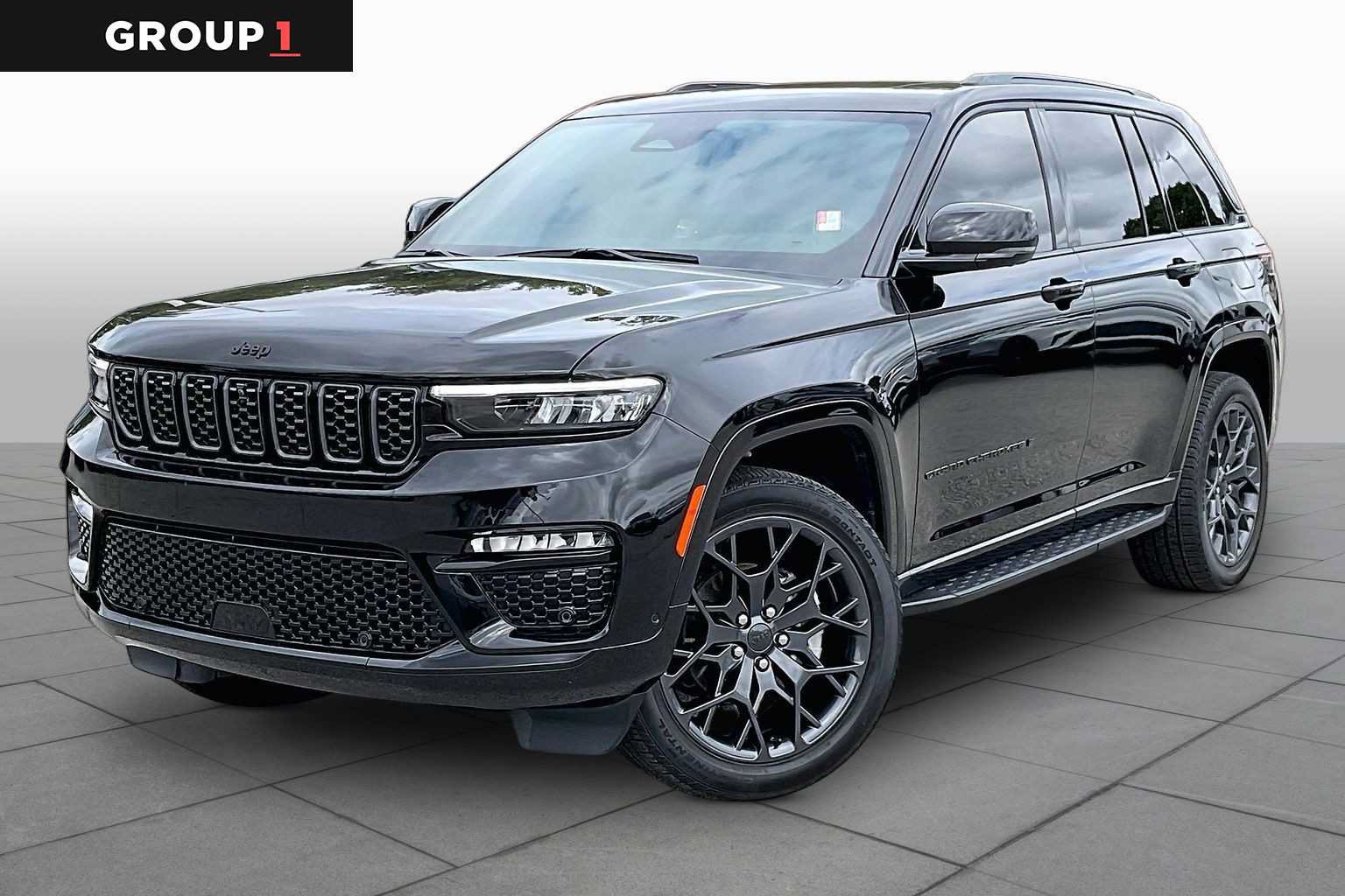 Used 2025 Jeep Grand Cherokee Summit w/ Obsidian Package AWD/4WD image 1