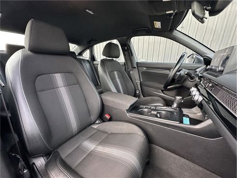 Used 2022 Honda Civic Sport image 4