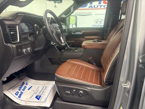 Used 2026 GMC Sierra 2500 Denali Ultimate AWD/4WD image 14