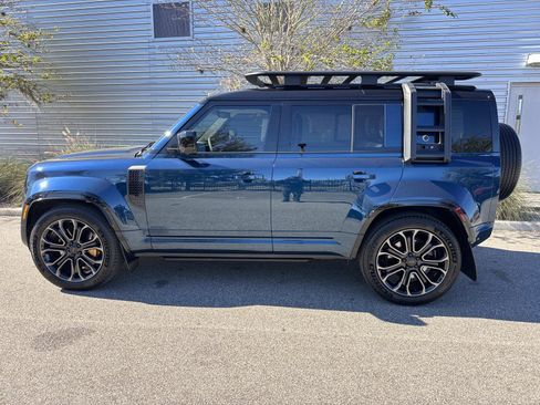 Certified 2026 Land Rover Defender 110 OCTA image 2