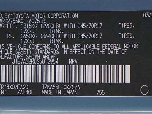 Used 2025 Toyota 4Runner SR5 AWD/4WD image 30