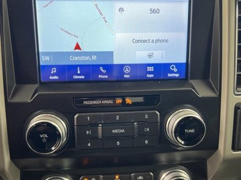 Used 2019 Ford F150 Lariat w/ Equipment Group 502A Luxury image 10