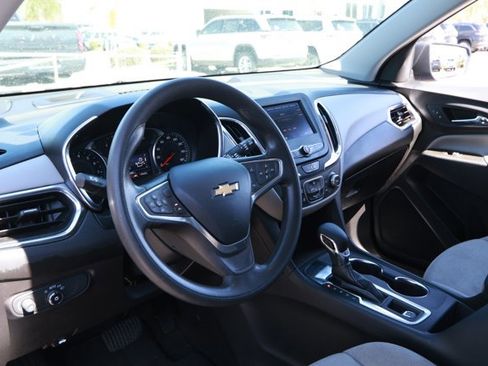 Used 2023 Chevrolet Equinox LS w/ LS Convenience Package image 24