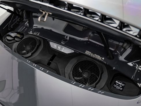 Used 2025 Porsche 911 Carrera T image 93