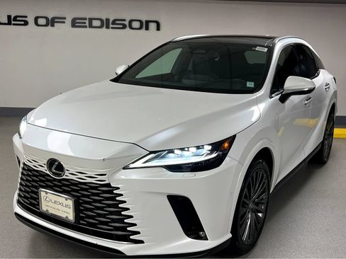 Certified 2023 Lexus RX 350 AWD w/ Accessory Package image 3