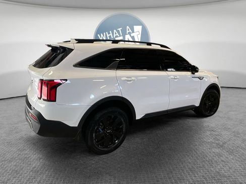 Certified 2022 Kia Sorento S AWD/4WD image 3
