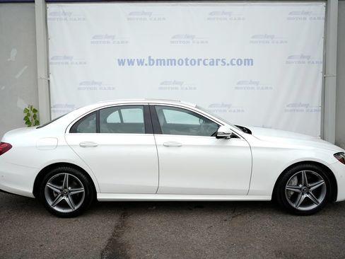 Used 2019 Mercedes-Benz E 300 4MATIC image 7