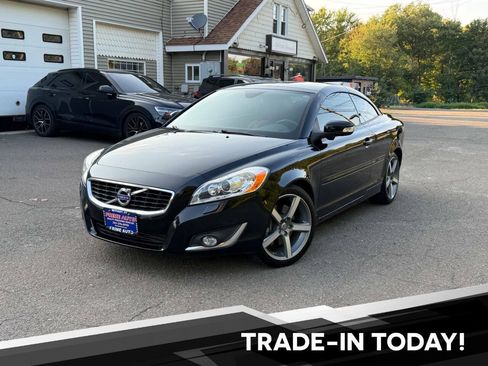 Used 2013 Volvo C70 T5 FWD image 1