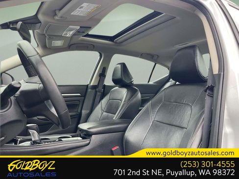 Used 2023 Nissan Altima 2.5 SL AWD/4WD image 12