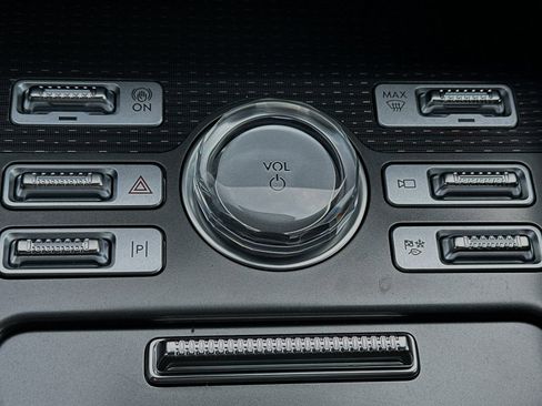 New 2024 Lincoln Nautilus Reserve w/ Equipment Group 202A image 16