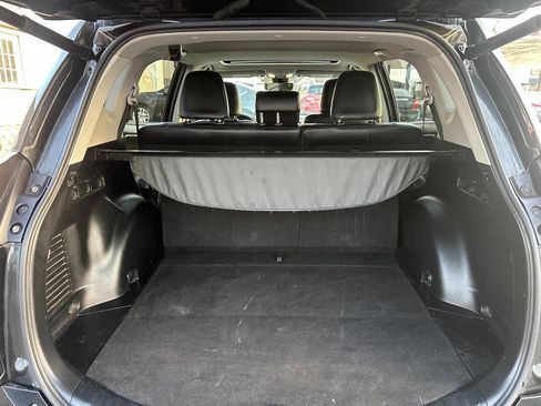 Used 2016 Toyota RAV4 Limited image 11