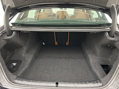 Used 2023 BMW 540i xDrive w/ M Sport Package image 30