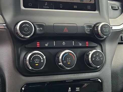 Used 2024 RAM 1500 Big Horn AWD/4WD image 16