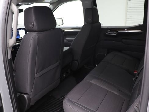 Used 2024 Chevrolet Silverado 1500 LT image 14