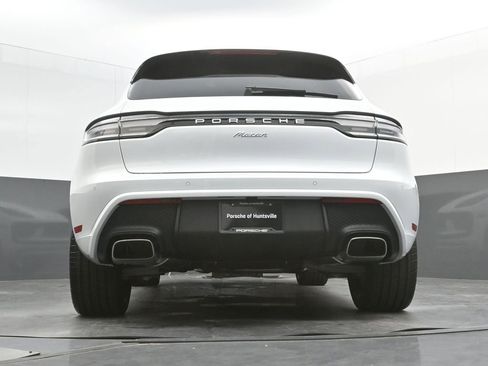 New 2026 Porsche Macan AWD/4WD image 38