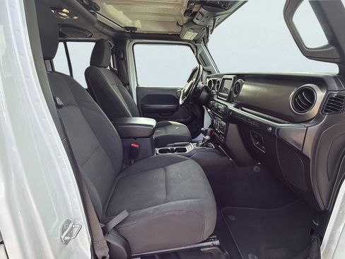 Used 2019 Jeep Wrangler Unlimited Sport S AWD/4WD image 13