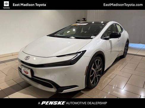 Certified 2024 Toyota Prius Prime FWD image 1