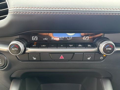 New 2026 MAZDA MAZDA3 s FWD image 18