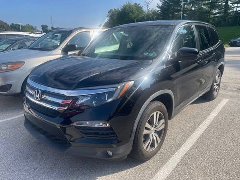 Used 2018 Honda Pilot EX image 2