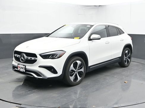 Used 2025 Mercedes-Benz GLA 250 image 8