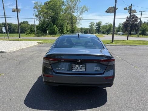 Used 2023 Honda Accord EX image 6