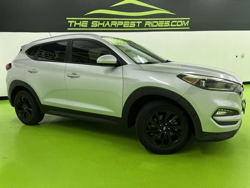 Used 2016 Hyundai Tucson SE w/ Option Group 02 FWD image 1