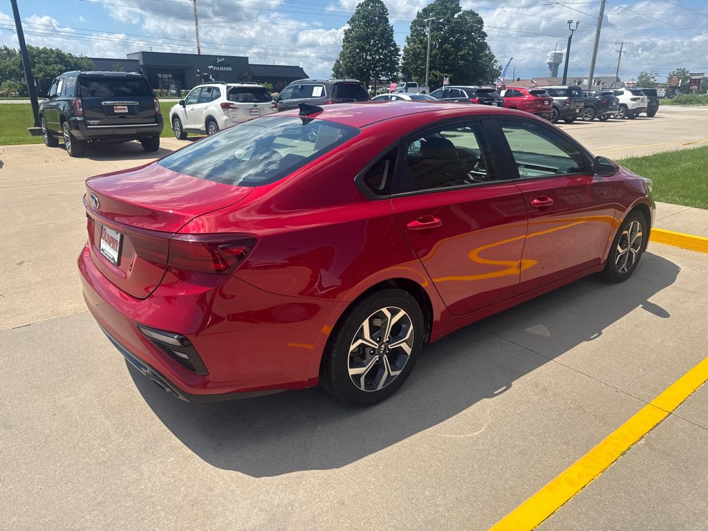 Used 2019 Kia Forte LXS FWD image 3