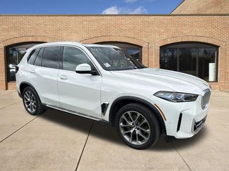 Used 2025 BMW X5 xDrive40i AWD/4WD video 1